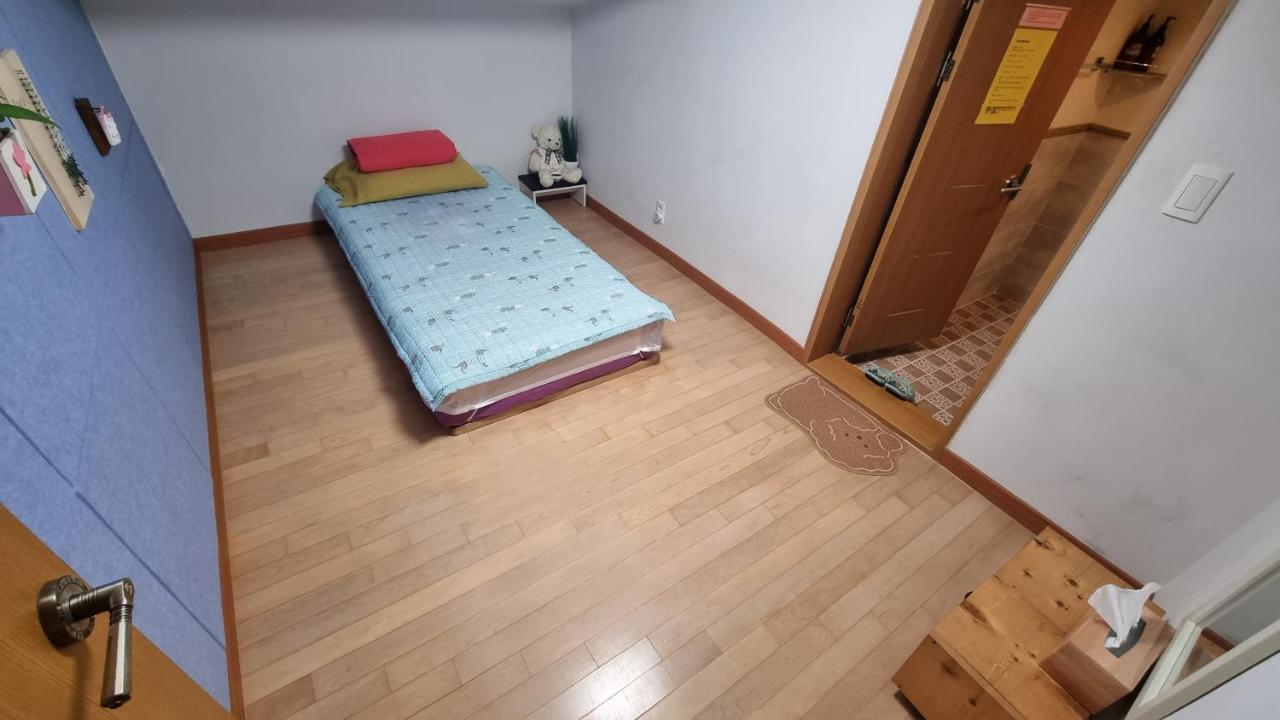 Tongyeong One Guesthouse Exterior foto