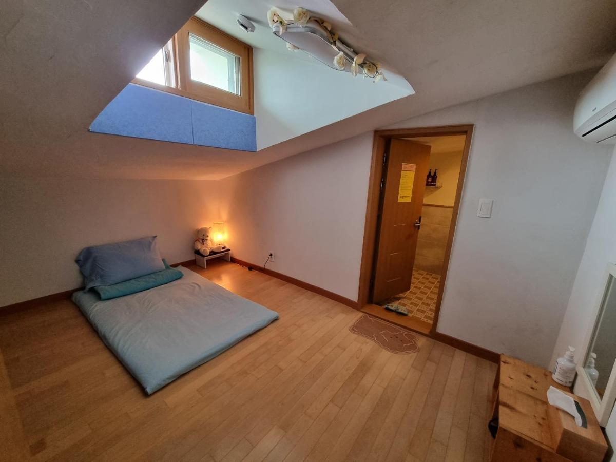 Tongyeong One Guesthouse Exterior foto