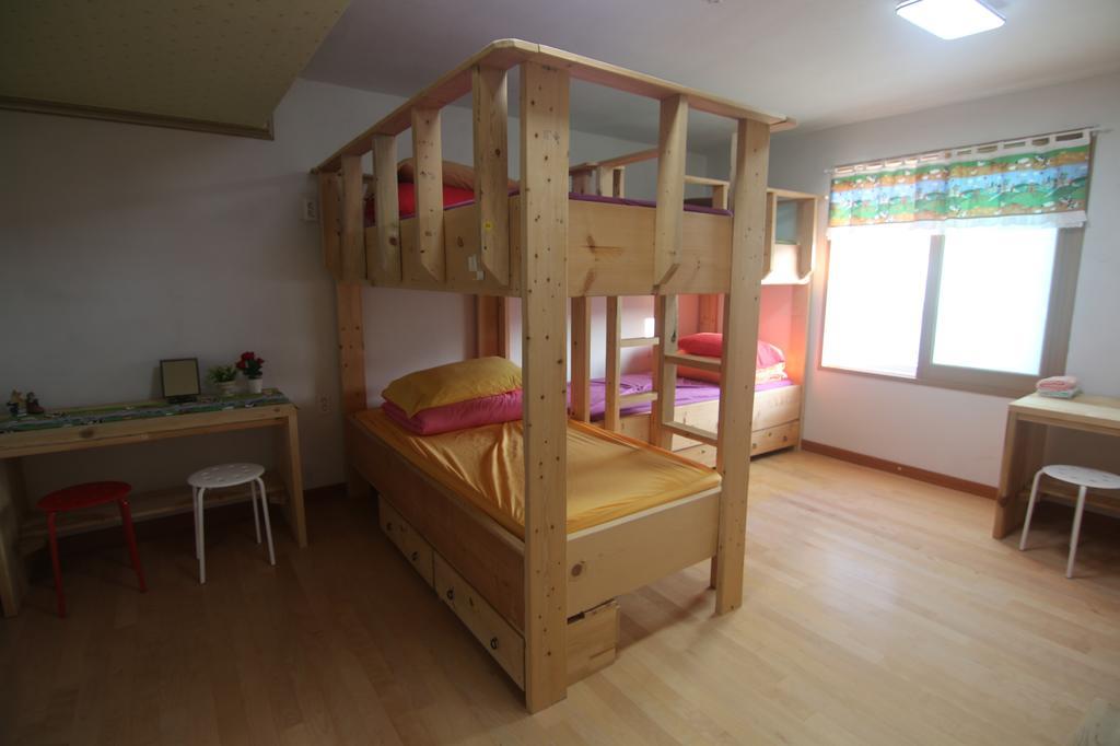 Tongyeong One Guesthouse Exterior foto