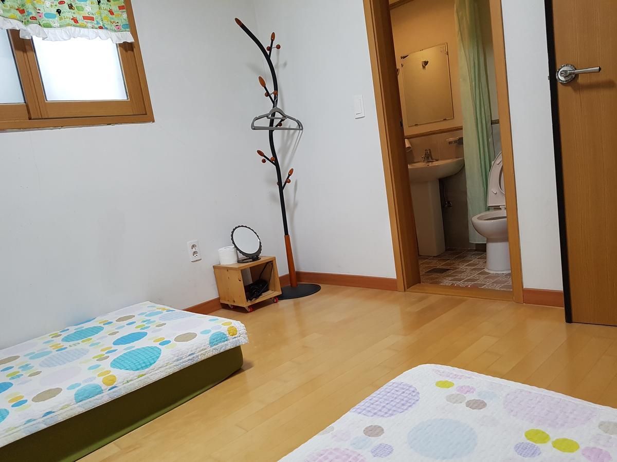 Tongyeong One Guesthouse Exterior foto