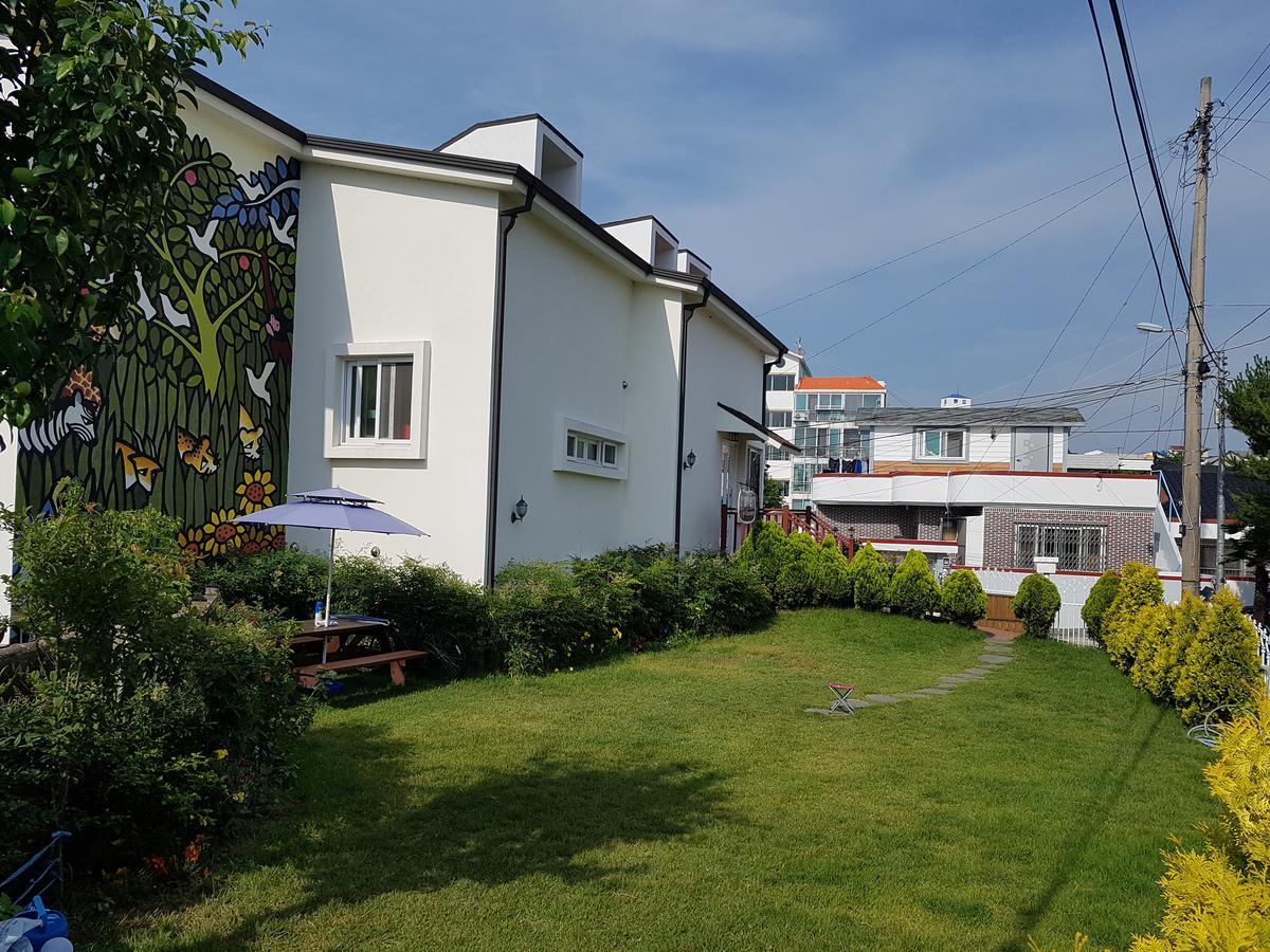 Tongyeong One Guesthouse Exterior foto
